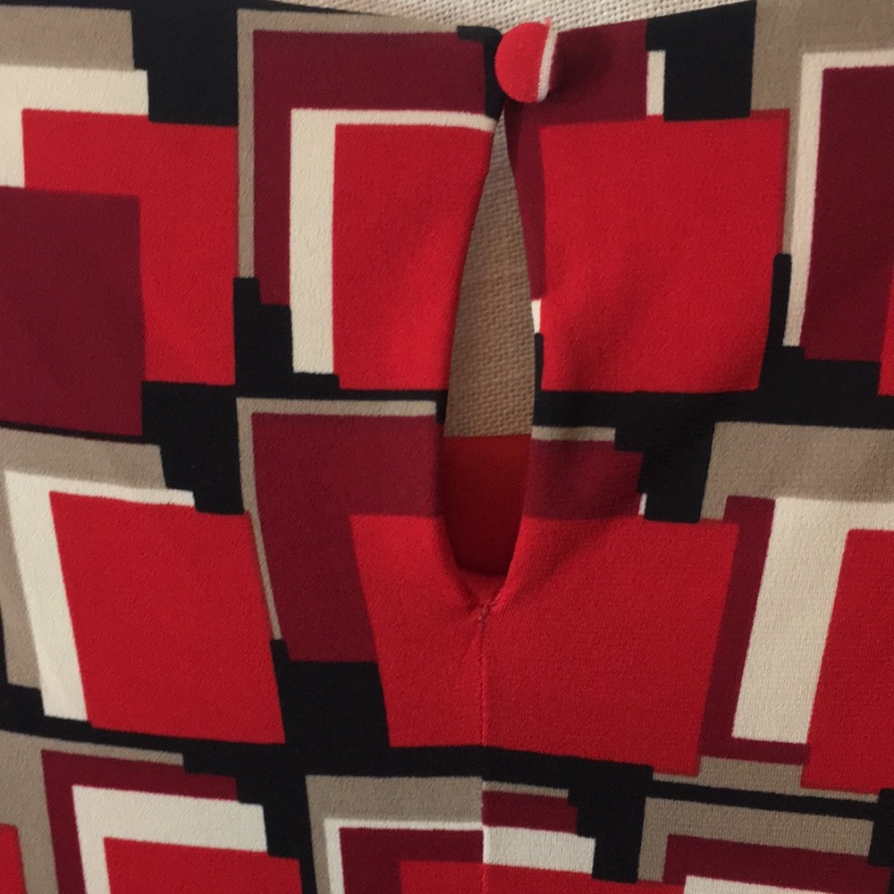R&K Overlaping Square Pattern Dress - Picture 8 of 9